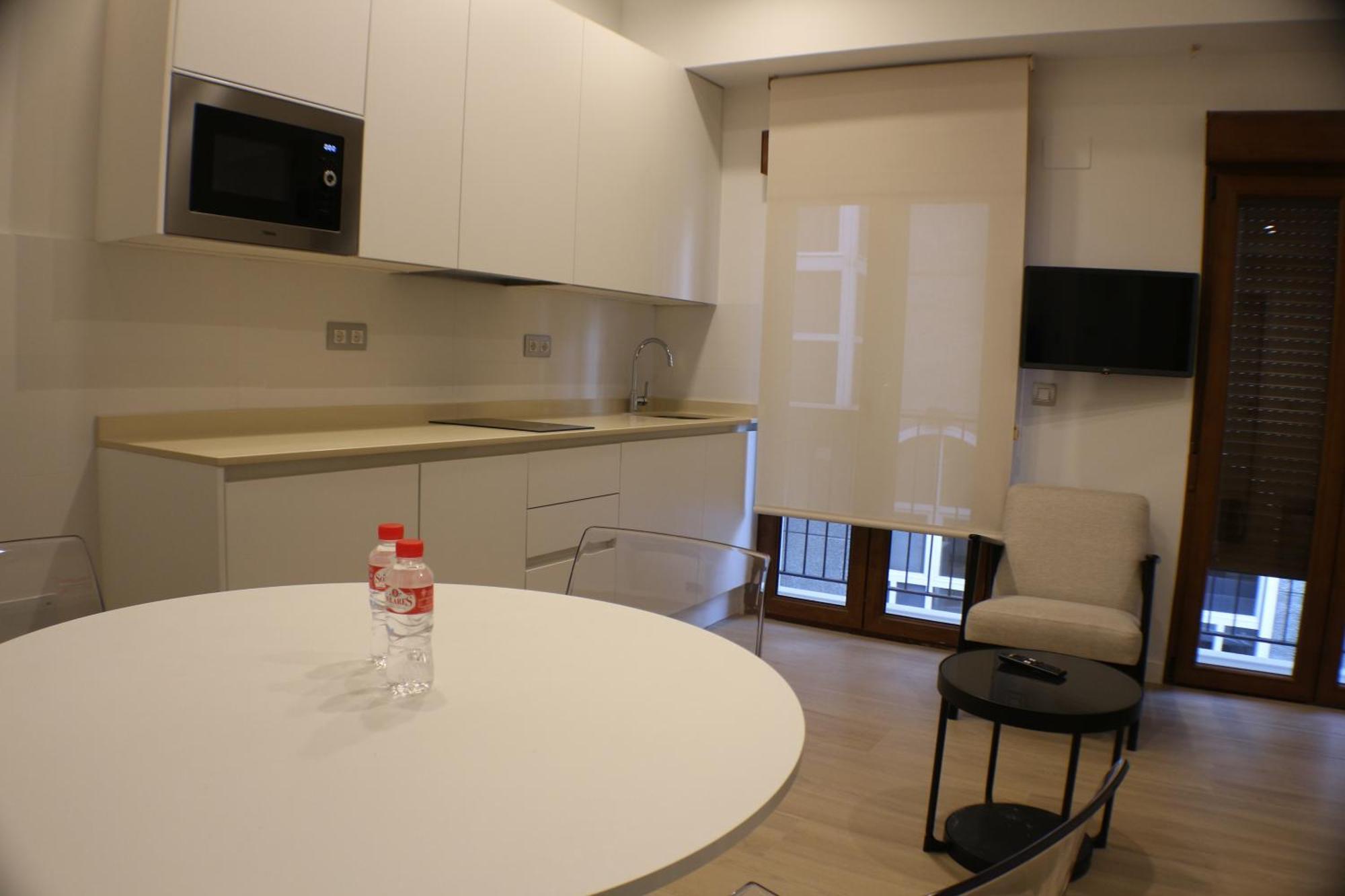 Apartamentos Picos De Europa ซานตานเดร์ ภายนอก รูปภาพ
